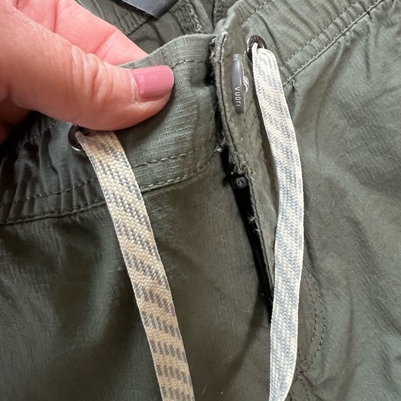 Vuori Rip Stop Pants Women’s Small Army Green Like New! Spring or Summer Ankle - Picture 9 of 15